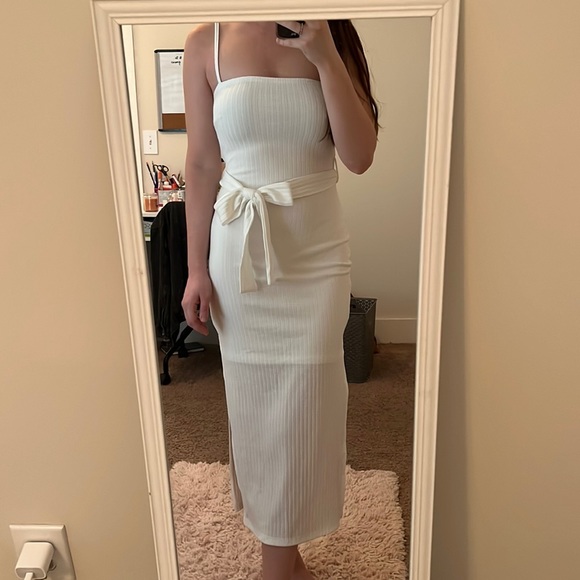 Knit MIDI White Dress - Picture 2 of 4